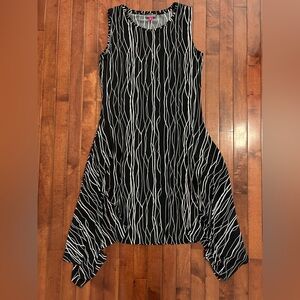 Vince Camuto Black and White Print Asymmetrical Sleeveless Dress Size Medium
